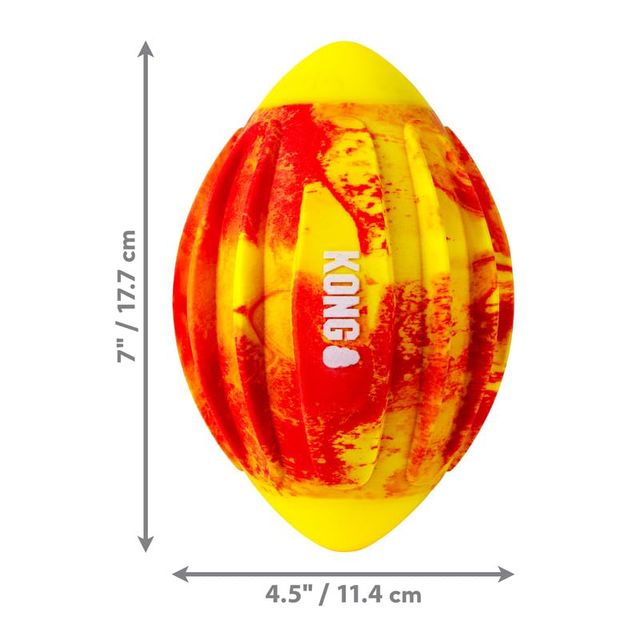 הפכו את משחקי ה"הבא" (Fetch) לחוויה ספורטיבית ואנרגטית עם ה-KONG FlexBall Football. כדור הפוטבול הייחודי של קונג עוצב במיוחד כדי לספק קפיצה דינמית ומשחק אינטראקטיבי מהנה בחוץ, בים או בבריכה. הכדור עשוי מחומר "מעורבל" (Swirled material) חזק וגמיש במיוחד, המשלב בצורה מושלמת בין עמידות ומוצקות לבין מרקם נעים לנשיכה שאינו פוגע בשיני הכלב. בזכות החריצים העמוקים והפסים שלאורכו, הכדור מאפשר אחיזה נוחה וקלה מאוד – גם לידיים שלכם בזמן הזריקה וגם לפה של הכלב בזמן האיסוף.