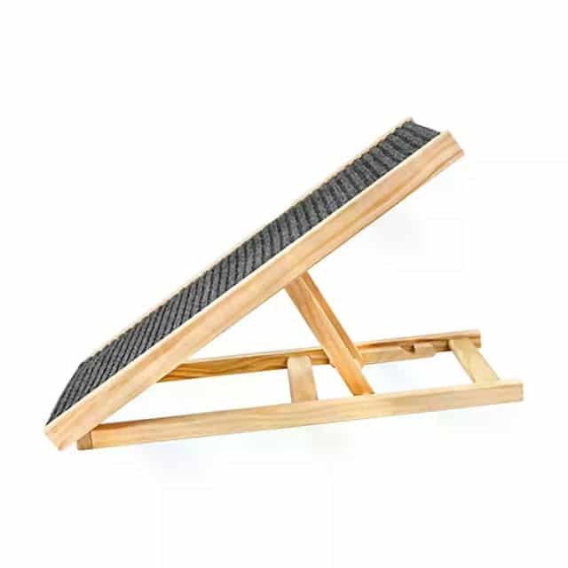 מידות זמינות לבחירה: מידה S: משטח רמפה 30×65 ס"מ – מתאים להגבהה של עד כ-40 ס"מ. מידה L: משטח רמפה 43×95 ס"מ – מתאים להגבהה של עד כ-55 ס"מ.